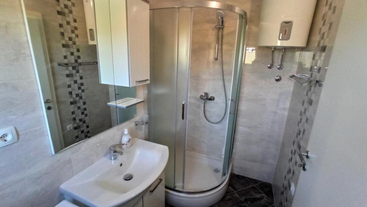 Jakopovic Apartments Рогозница Экстерьер фото