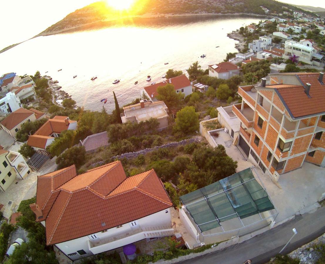 Jakopovic Apartments Рогозница Экстерьер фото